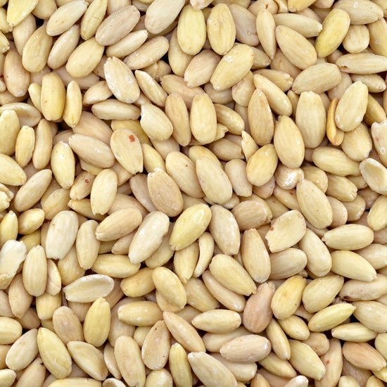 Golden Nuts - Blanke Amandelen - Ongebrand & Ongezouten - Rijk aan Vitamine E-500g