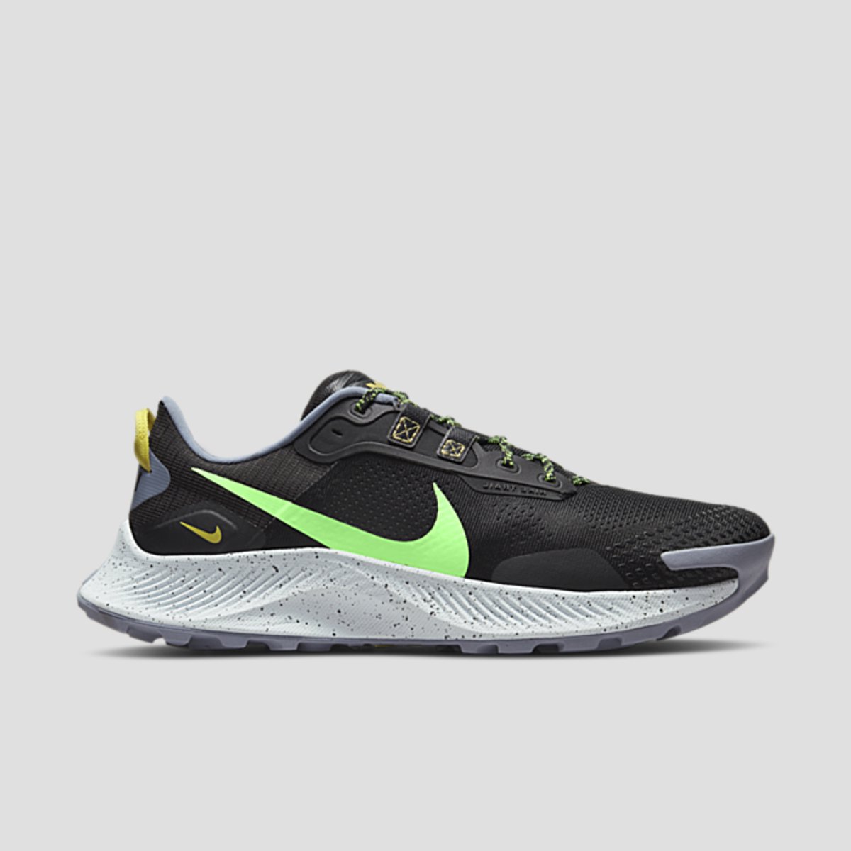 Nike Pegasus Trail 3 ” Strike” Groen