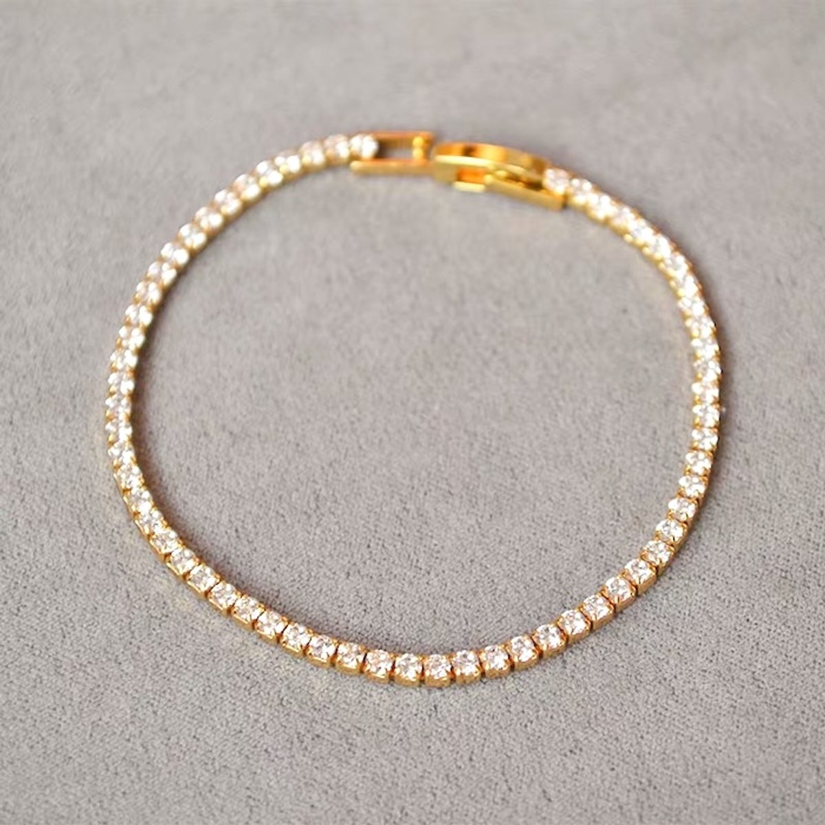 Tijdloze Sparkelende Armband met Diamantlook