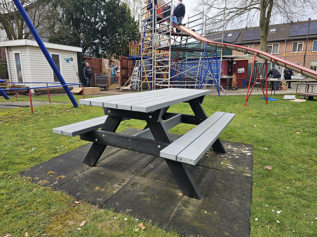 Rekupro Kunststof Picknicktafel - Massief Recycle Kunststof - 180x135cm - Grijs