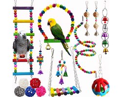 Papegaaienschommelset met kauwspeeltjes - 15 stuks houten hangende bellen met hangmatladder - kleurrijk vogelkooispeelgoed - voor kleine parkieten, kaketoes, conures, grasparkieten, ara's, papegaaien, lovebirds