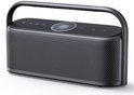 Zwarte Soundcore Motion X600 Bluetooth speaker met een metalen handvat. De speaker heeft een groot rooster aan de voorkant en bedieningsknoppen aan de bovenkant.