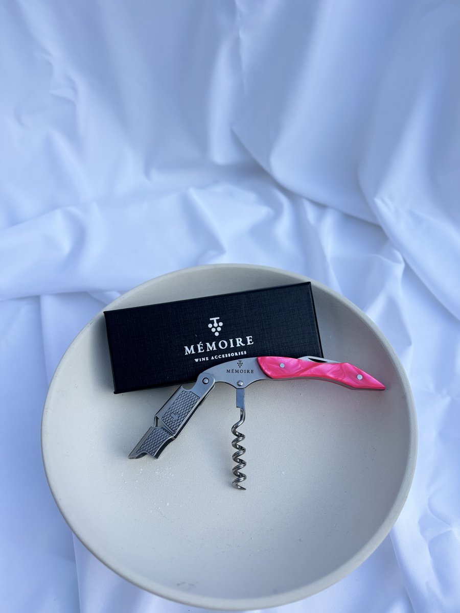 Mémoire® Couteau Sommelier Résine Roze - Kurkentrekker van Edelhars - 3 in 1 Sommelier mes met Flessenopener en Foliesnijder - Stijlvolle en Duurzame Wijnopener - Perfect voor Horeca en Thuis - Premium Kelnermes voor Wijnliefhebbers - Luxe Cadeau — cadeau in Kookcadeaus - foto 2