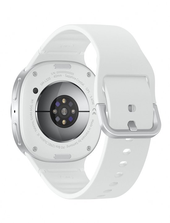Witte smartwatch met zilverkleurige kast en sensoren aan de achterkant.