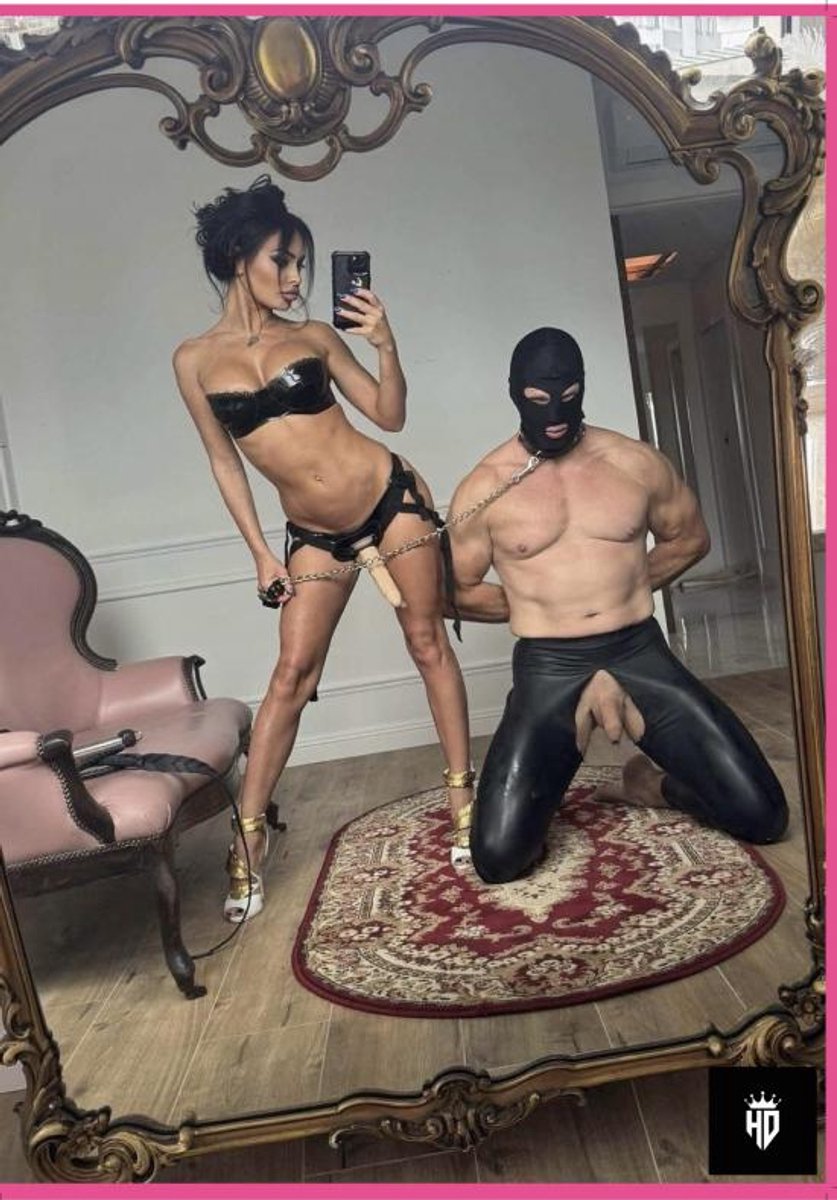 Evil Woman - The Fetish Queen - Vol. 1 - 251814