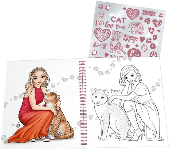 Opengeklapt TOPModel kleurboek met kleurplaten van Candy en Fergie met cheetahs. Met een vel stickers met luipaardprints en teksten zoals 'LOVE' en 'BFF'.