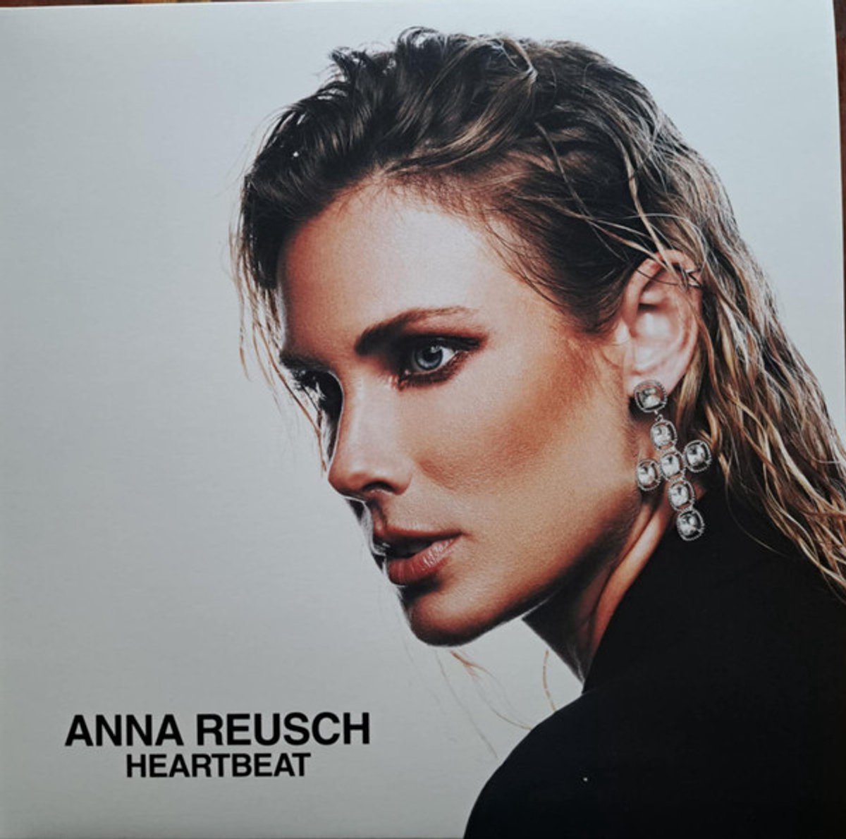 Anna Reusch - Heartbeat