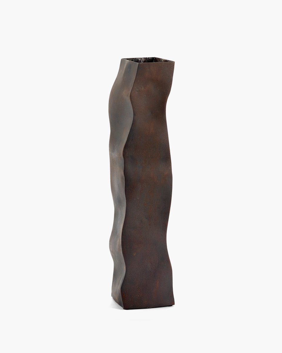 Serax Antonino Sciortino Tide vaas 04 9x7.5cm H39cm rust Bruin