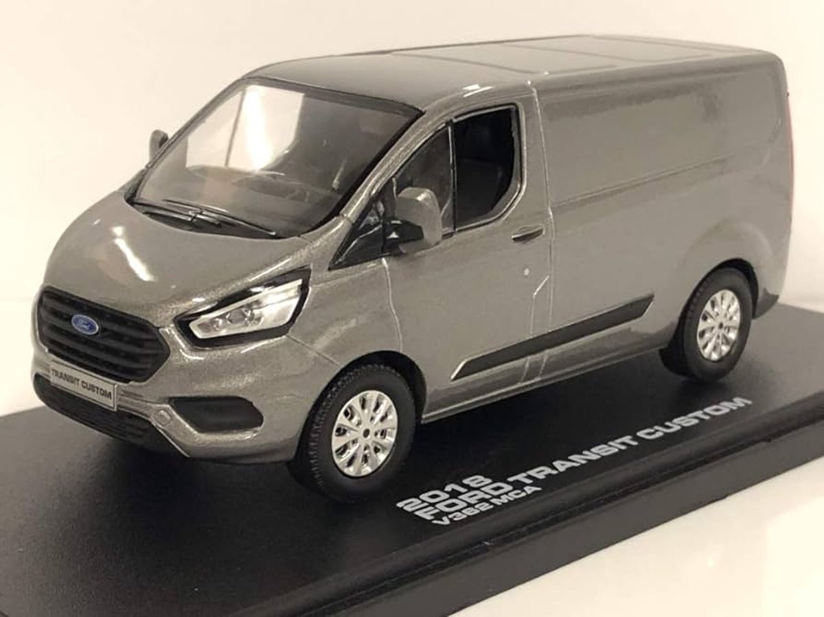 Greenlight - Ford Transit Custom - 2018 - 1:43