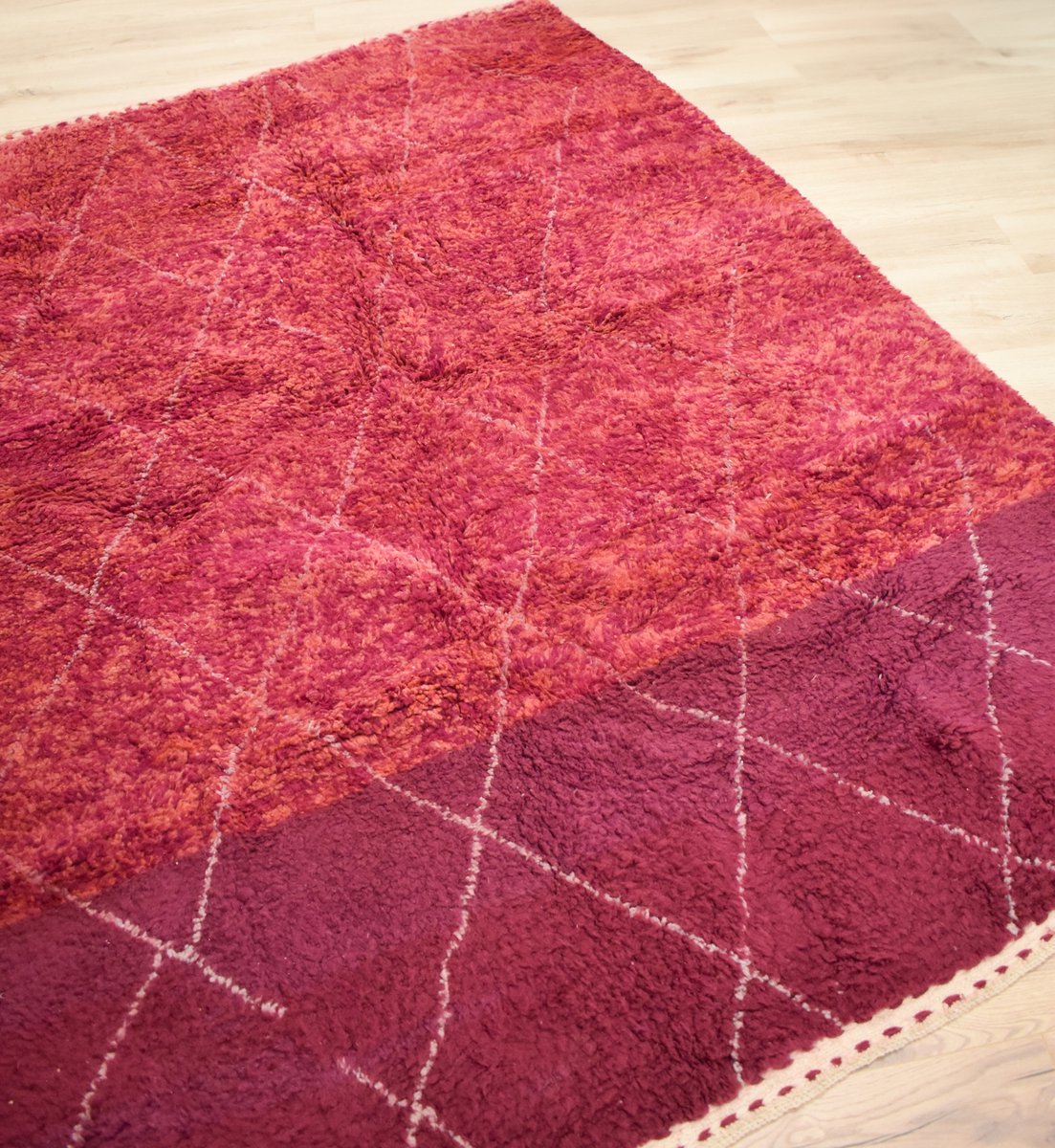 Vloerkleed Hoogpolig - Marokkaans Vloerkleed - 260 x 180 cm - Handgemaakt, Kleurrijk & Uniek - Gemaakt van 100% wol - Hoogpolig Beni Ouarain Tapijt