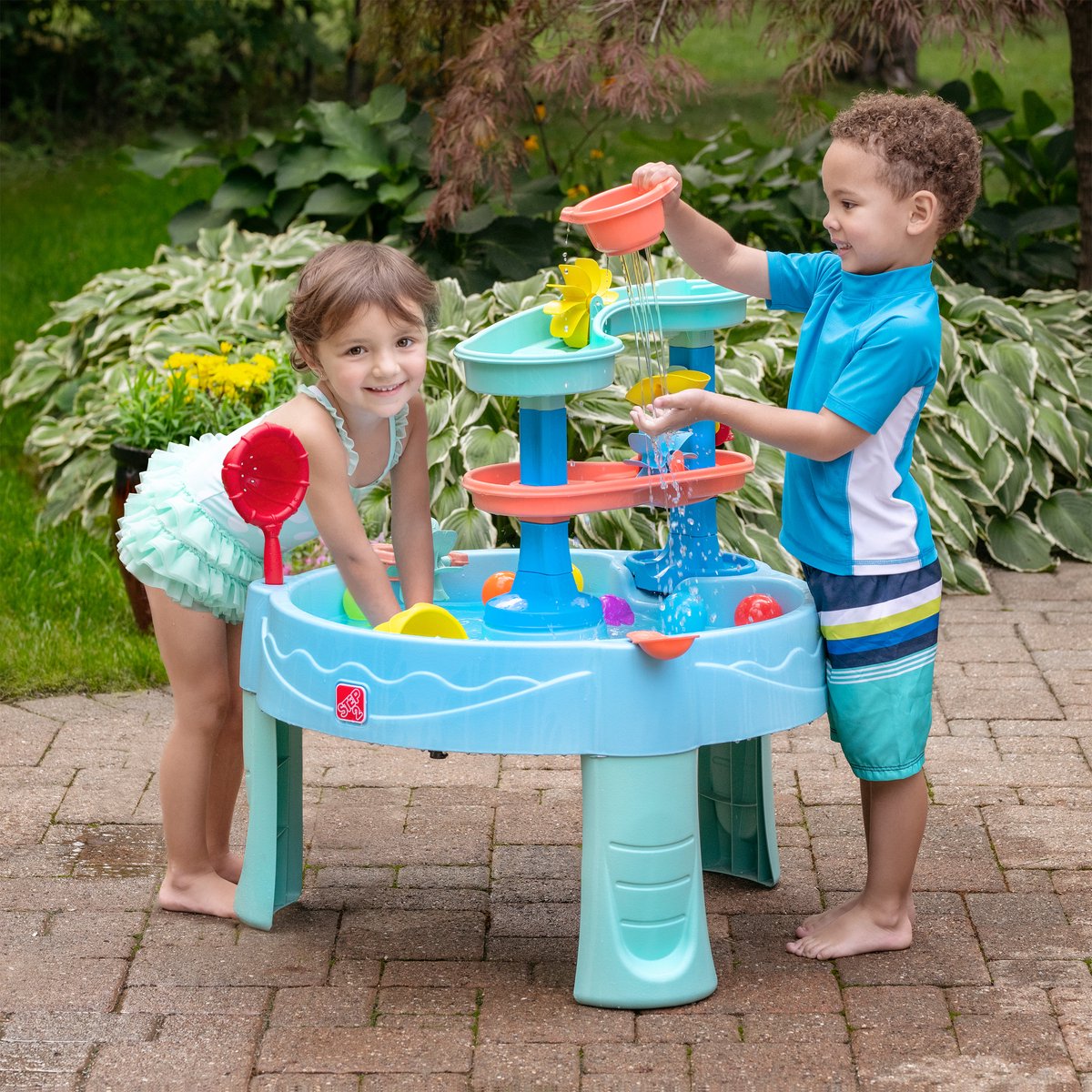 Step2 Double Spin & Showers Watertafel – Inclusief speelballen, zeediertjes en wateraccessoires – Waterspeelgoed voor kind – Activiteitentafel met water voor de tuin / buiten — afbeelding 5