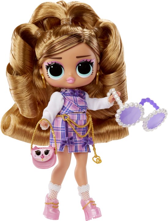 L.O.L. Surprise Tweens Core Doll Fancy Gurl.
