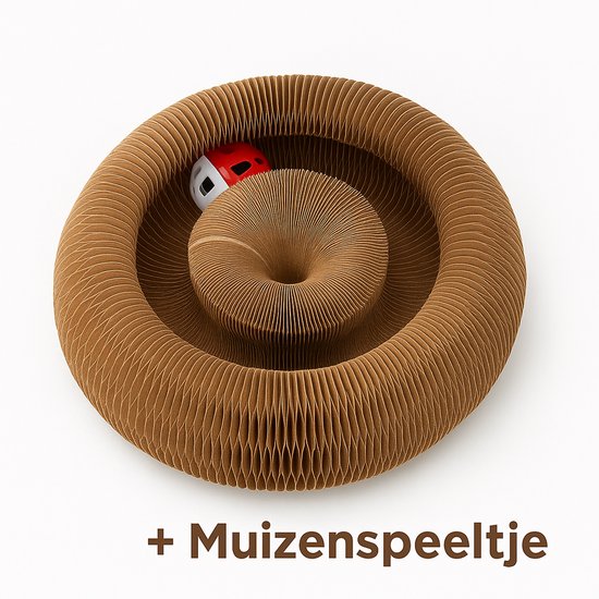 Bruine, ronde kattenkrabband van karton met een speelballetje. De bal is rood, wit en zwart.