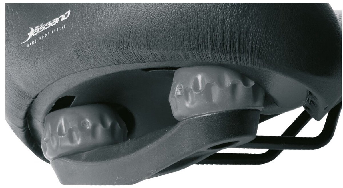 SELLE BASSANO ZADEL VOLARE XXL UNISEX ZWART 3-ZONE (SPARTA) OP KAART