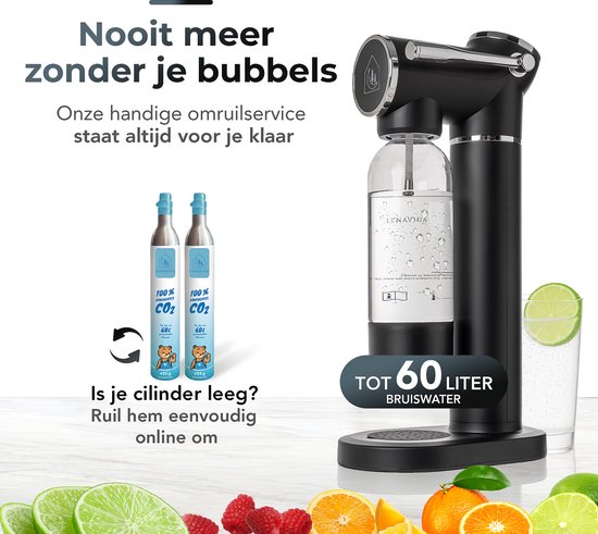 Zwarte LunaVida Callisto soda maker met CO2 cilinders, glas bruiswater, fruit en tekst over 60 liter.