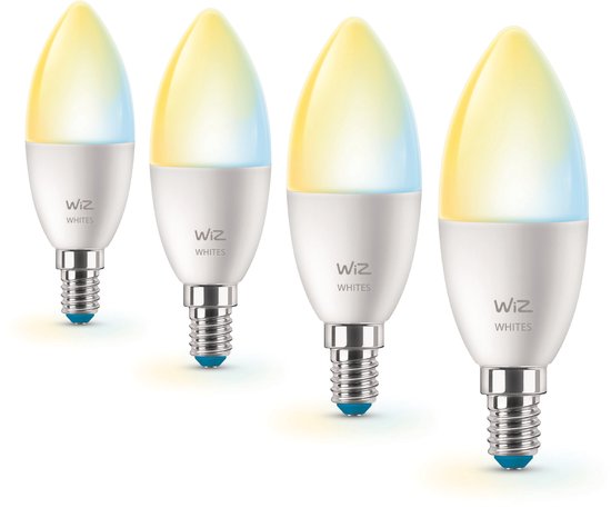 Quatre ampoules bougie Wiz avec culots à vis, émettant une lumière jaune chaud à bleu froid.