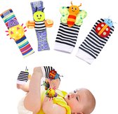 Baby Rammelaar - Sokjes en Rammelaar Armbanden - 4-delig rammelaar set - sokken - voor de allerkleinste - pols- en Voetrammelaar set - 0 t/m 24 maanden