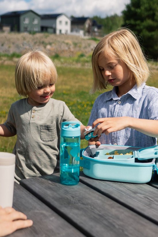 Carl Oscar – Blauw Dolphin – Coffret déjeuner Enfants – École et sorties – BentoDISC™ Ø18 cm – 0 L– Boîte de rangement et gourde 2 en 1 avec compartiment à goûter amovible