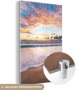MuchoWow® Glasschilderij 60x90 cm - Schilderij acrylglas - Strand - Wolken - Water - Foto op glas - Schilderijen