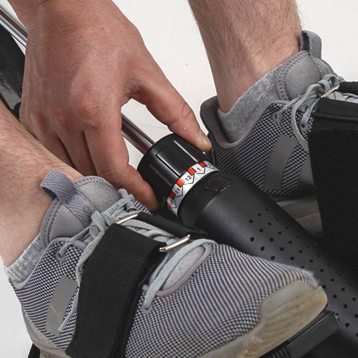 Kendox RowShaper - Roei-apparaat voor thuis - Fitnessapparaat voor cardio- en krachttraining - Fitness Roeiapparaat met LCD Display voor thuistraining - Belastbaar tot 120 kg - Mail Order Edition thumbnail 2