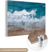 MuchoWow® Glasschilderij 30x20 cm - Schilderij acrylglas - Strand - Zee - Water - Blauw - Foto op glas - Schilderijen