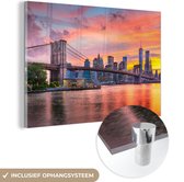 MuchoWow® Glasschilderij 180x120 cm - Schilderij acrylglas - New York - Zon - Brooklyn bridge - Foto op glas - Schilderijen