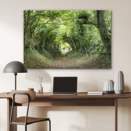 MuchoWow® Glasschilderij 120x80 cm - Schilderij acrylglas - Bos - Weg - Tunnel - Foto op glas - Schilderijen