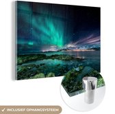 MuchoWow® Glasschilderij 60x40 cm - Schilderij acrylglas - Noorderlicht - Meer - Noorwegen - Foto op glas - Schilderijen