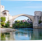 WallClassics - Acrylglas - Stari Most Brug in Bosnië op Zonnige Dag - 50x50 cm Foto op Acrylglas (Wanddecoratie op Acrylaat)
