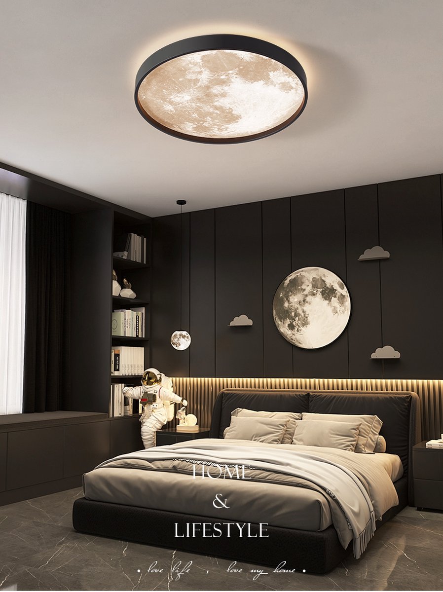 Vind maan wandlamp op - april 2026