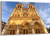 WallClassics - Hout - Vooraanzicht van de Notre Dame in Parijs - 120x80 cm - 9 mm dik - Foto op Hout (Met Ophangsysteem)