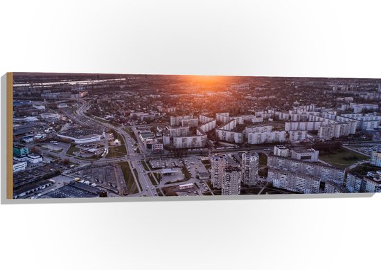 Hout - Bovenaanzicht van Stad met Zonsondergang - 120x40 cm - 9 mm dik - Foto op Hout (Met Ophangsysteem)