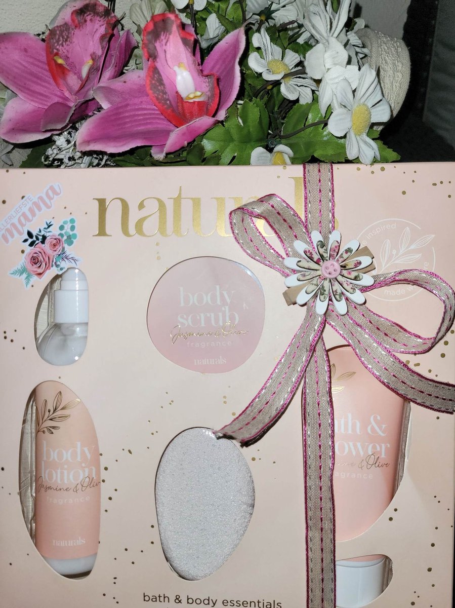 Goedkoopste Naturals badset in geschenkdoos MOEDERDAG CADEAUTJE / VERJAARDAG / GESCHENKSET VOOR HAAR/VRIENDIN/GELIEFDE /KERST