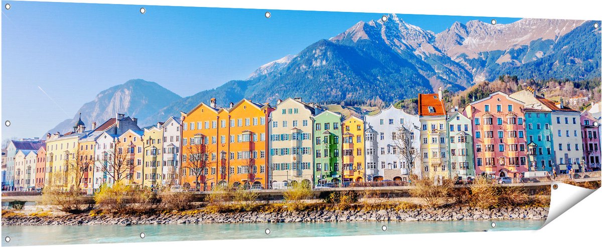 Gards Tuinposter Gekleurde Huisjes in Innsbruck, Oostenrijk - 210x70 cm - Tuindoek - Tuindecoratie - Wanddecoratie buiten - Tuinschilderij Multikleur