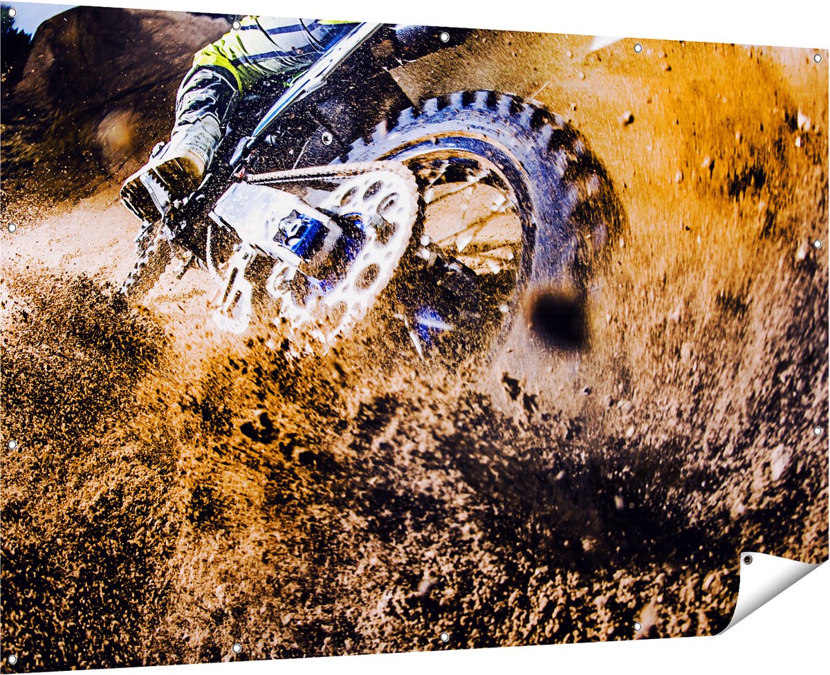 Gards Tuinposter Motorcross Wiel met Modder - 180x120 cm - Tuindoek - Tuindecoratie - Wanddecoratie buiten - Tuinschilderij Multikleur