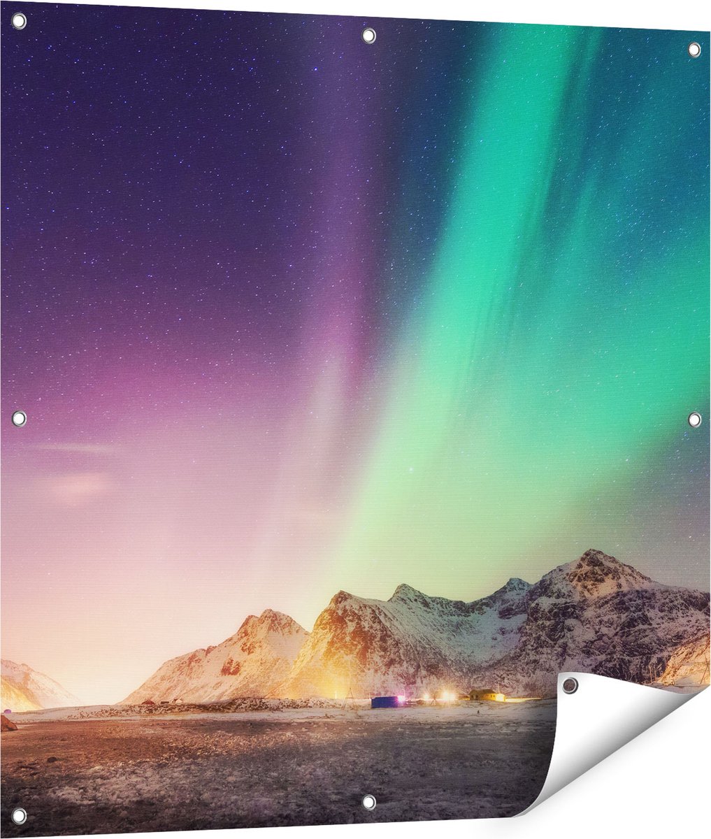 Gards Tuinposter Noorderlicht in de Bergen met Sneeuw - 90x90 cm - Tuindoek - Tuindecoratie - Wanddecoratie buiten - Tuinschilderij Multikleur