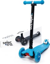 Selectra kinderstep met 4 lichtgevende wielen – Kick step voor kinderen van 3 t/m 9 jaar – Led scooter met click and ride functie - Licht blauw