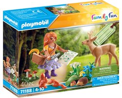 foto van PLAYMOBIL Family Fun Kruidendokter met hert - 71188