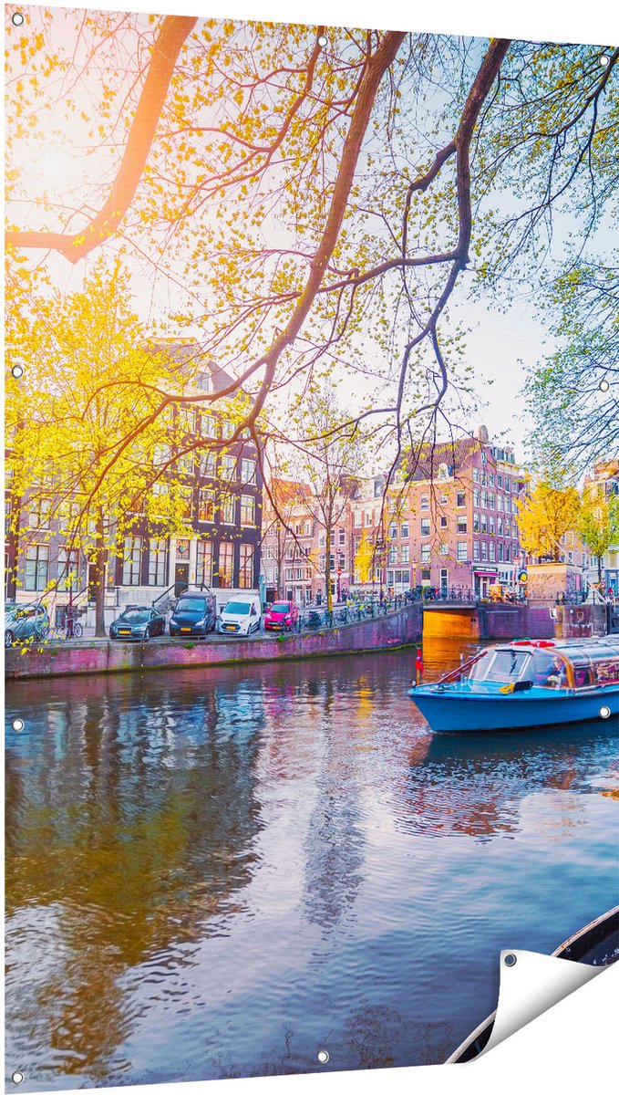 Gards Tuinposter Amsterdamse Gracht tijdens het Voorjaar - 100x150 cm - Tuindoek - Tuindecoratie - Wanddecoratie buiten - Tuinschilderij Multikleur