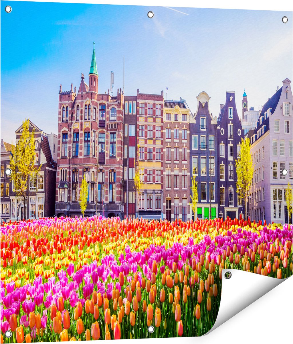Gards Tuinposter Amsterdamse Huisjes met Tulpen - Kleur - 80x80 cm - Tuindoek - Tuindecoratie - Wanddecoratie buiten - Tuinschilderij Multikleur