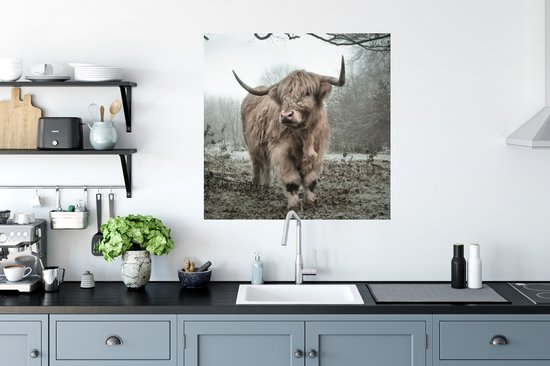 Muurstickers - Sticker Folie - Schotse Hooglander - Bos - Mist - Koe - Dieren - Natuur - 80x80 cm - Plakfolie - Muurstickers Kinderkamer - Zelfklevend Behang - Zelfklevend behangpapier - Stickerfolie