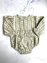 Omer en Odille - barboteuse/combinaison/body vintage - printemps/été - beige fleuri - taille 12-18 mois