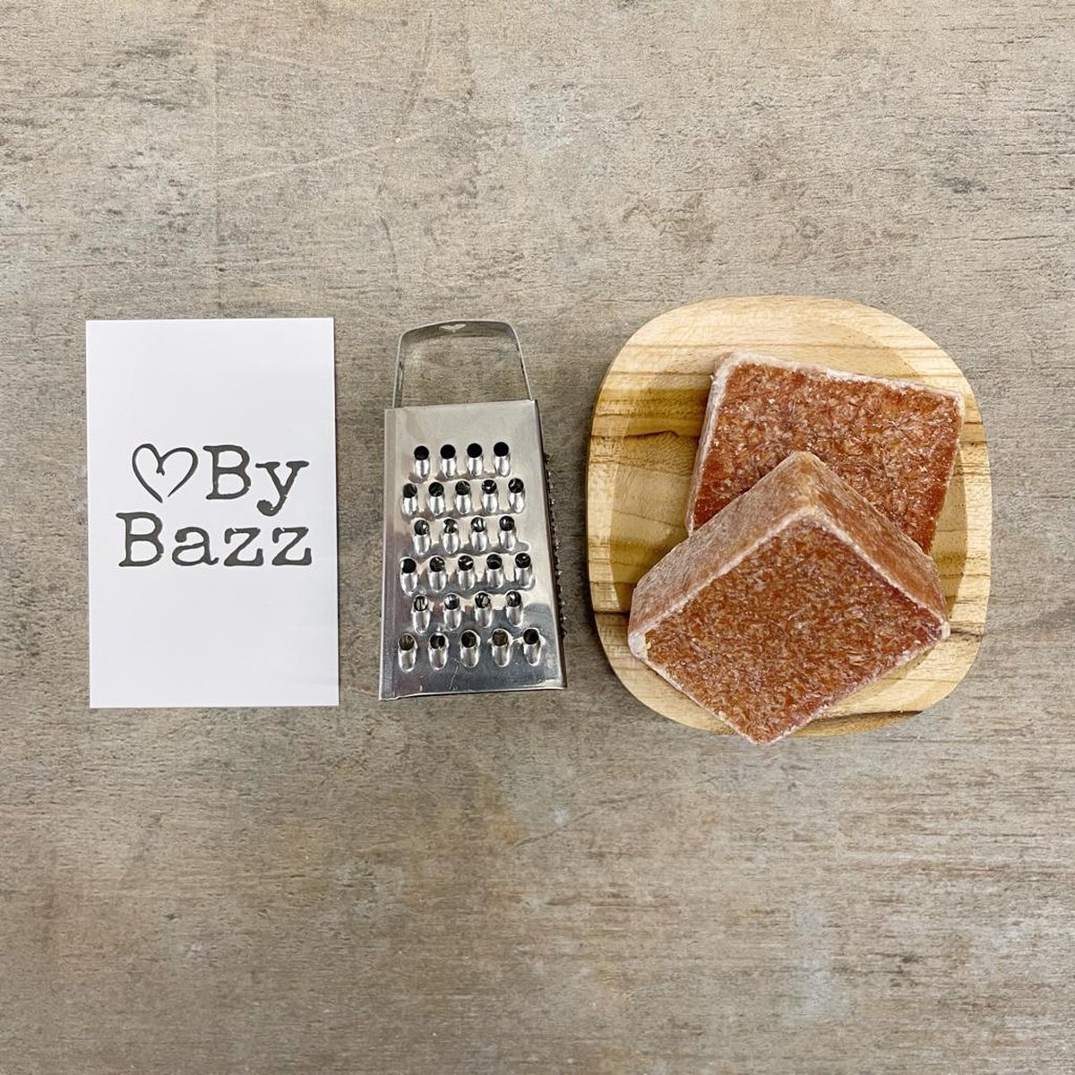 ByBazz, 2 amberblokjes met houten schaaltje met raspje, huisparfum, cadeau-set, geurblokjes - Merkloos