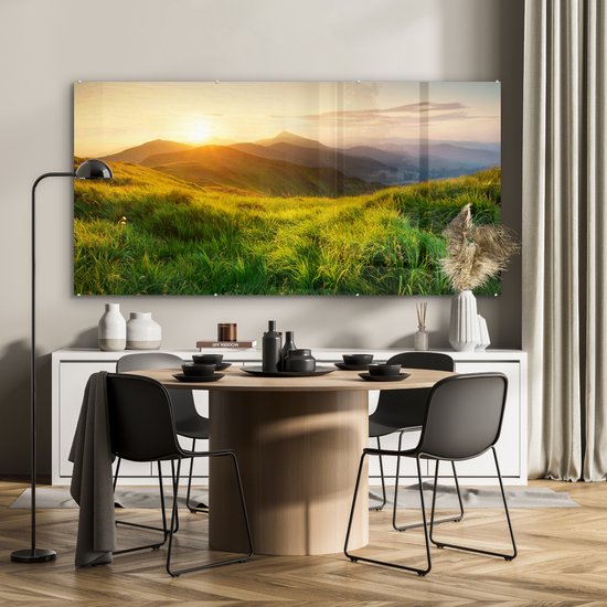 MuchoWow - Peinture sur verre - Herbe - Montagnes - Soleil - Nature - Photo sur verre - Décoration murale - Peinture sur verre - 160x80 cm - Verre acrylique - Décoration murale - Peinture sur verre nature