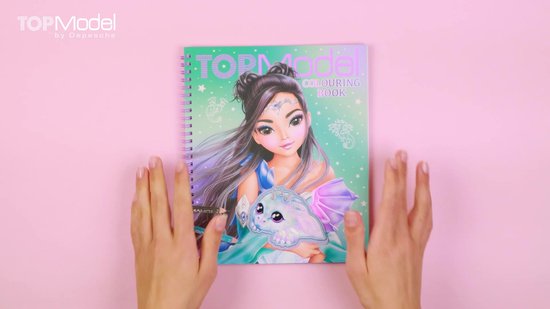 Top Model Fantasy cahier de coloriage