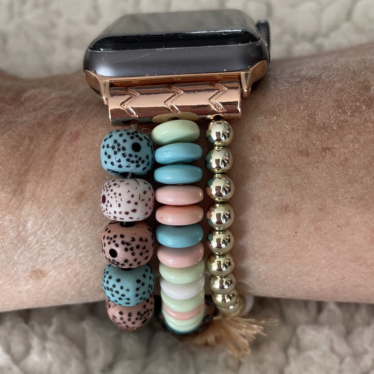 Apple Watch Bohemian Horlogeband- maat 42-44-45 mm-glazen en houten kralen elastisch geregen- Ibiza boho stijl