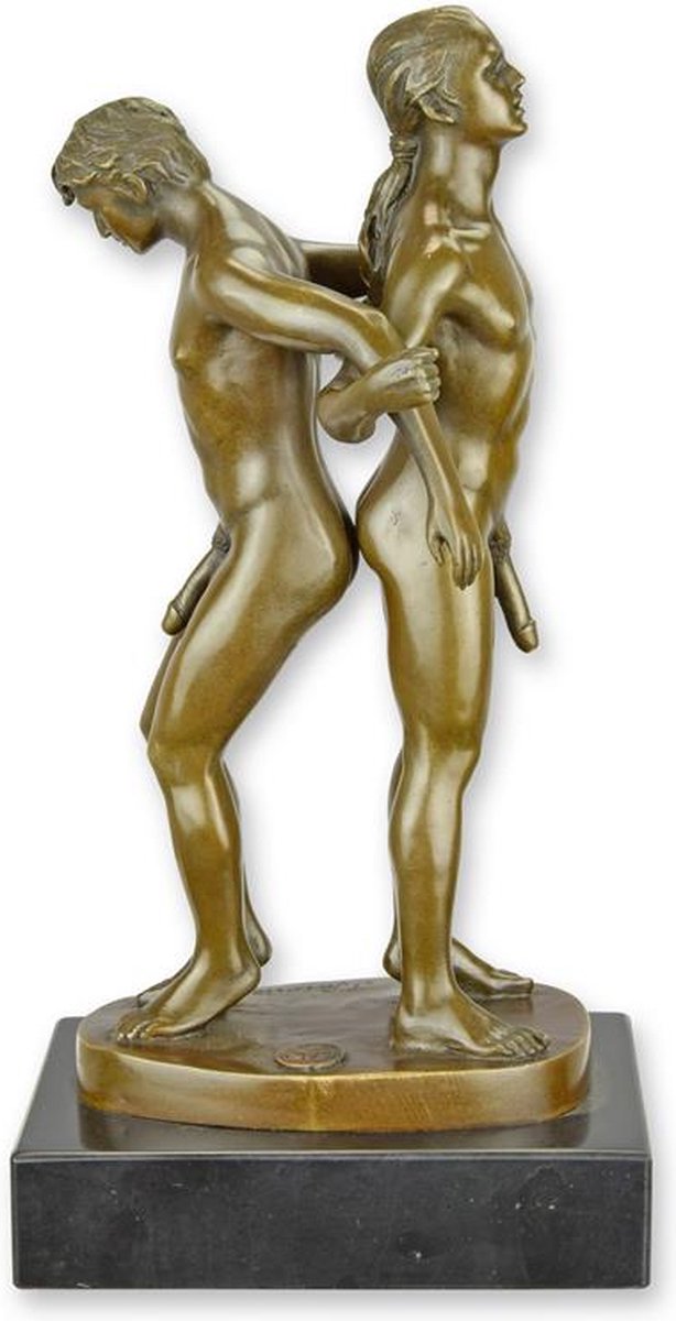 EEN BRONZEN BEELD VAN 2 NAAKTE MANNEN