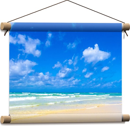Textielposter - Schapenwolkjes boven Kalme Zee bij het Strand - 40x30 cm Foto op Textiel