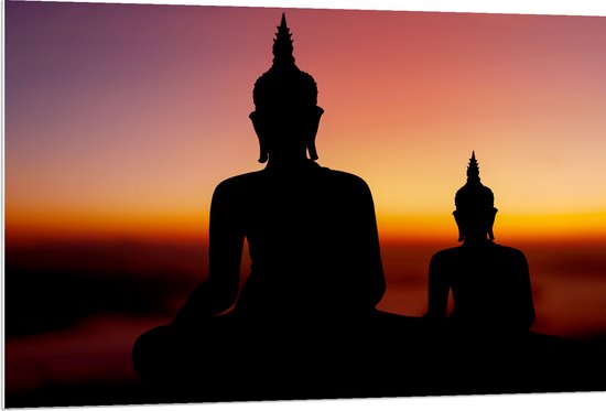 PVC Schuimplaat - Silhouet van Boeddha's bij Feloranje Zonsondergang - 120x80 cm Foto op PVC Schuimplaat (Met Ophangsysteem)