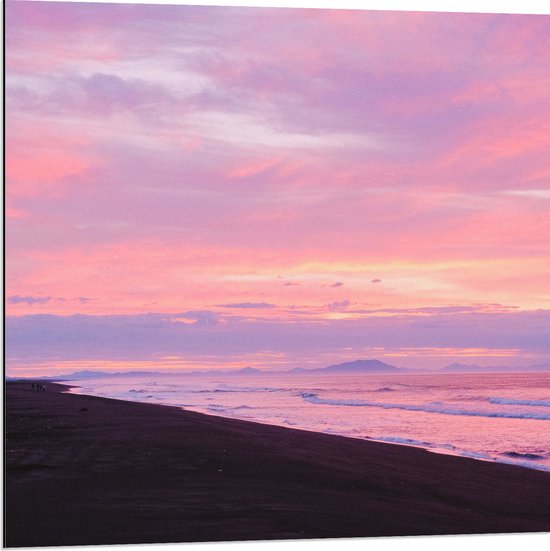 WallClassics - Dibond - Meerkleurig Pastel Tinten Lucht boven Zeewater - 80x80 cm Foto op Aluminium (Wanddecoratie van metaal)